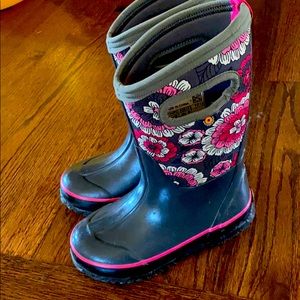 Toddler Girls Bogs Sz 12